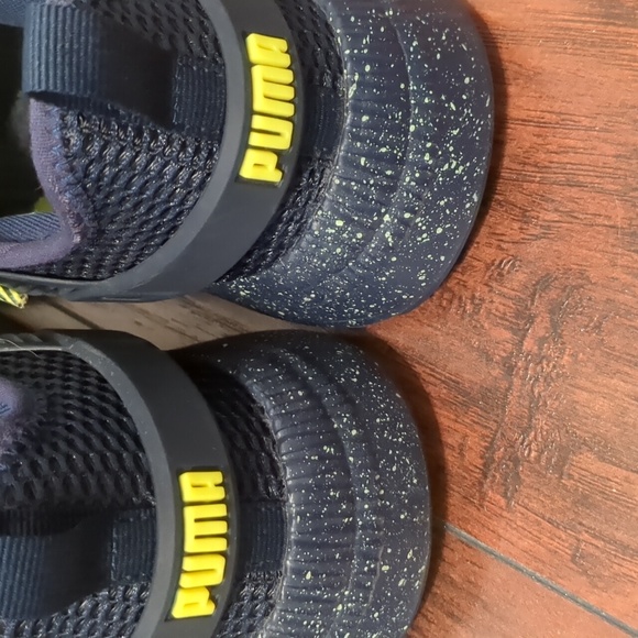 Boy's youth puma shoes 6 - Picture 6 of 11